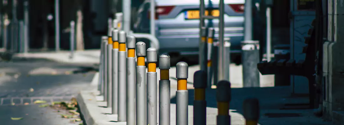 Safe and Convenient Retractable Barrier Column Systems for Properties in Fort Walton Beach, FL